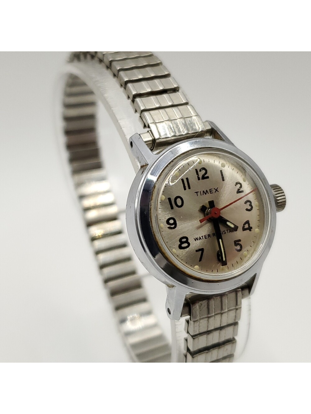 Vintage Timex Mechanical Water Resistance Womens Watch 24mm Running